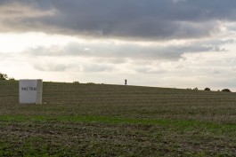 På Den Anden Side