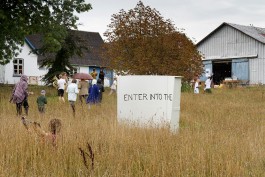 På Den Anden Side